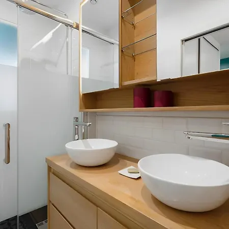 Loft Spacieux De 150m2 Au Centre De *