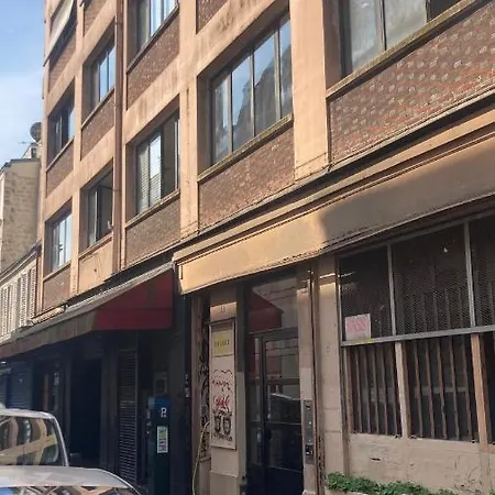 Loft Spacieux De 150m2 Au Centre De Daire Paris